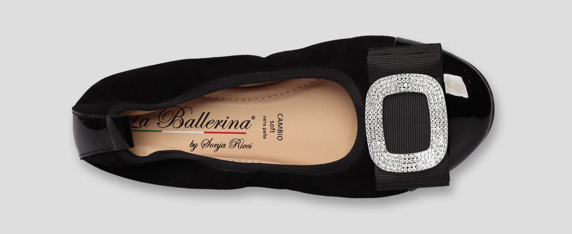 CAMOSCIO-VERNICE NERO