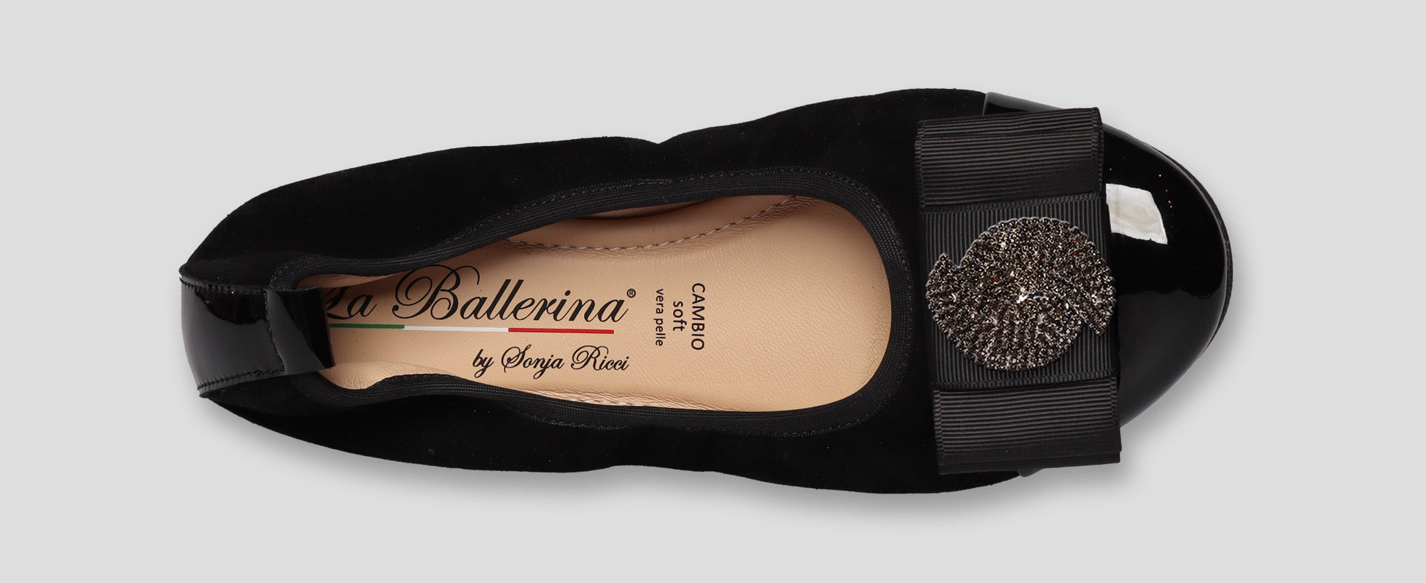 CAMOSCIO-VERNICE NERO