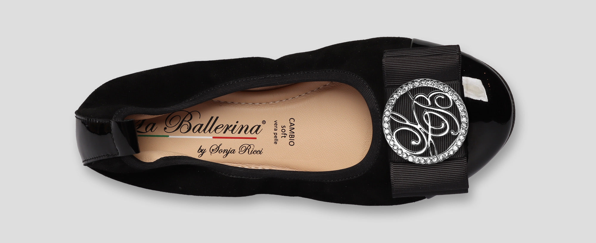 CAMOSCIO-VERNICE NERO