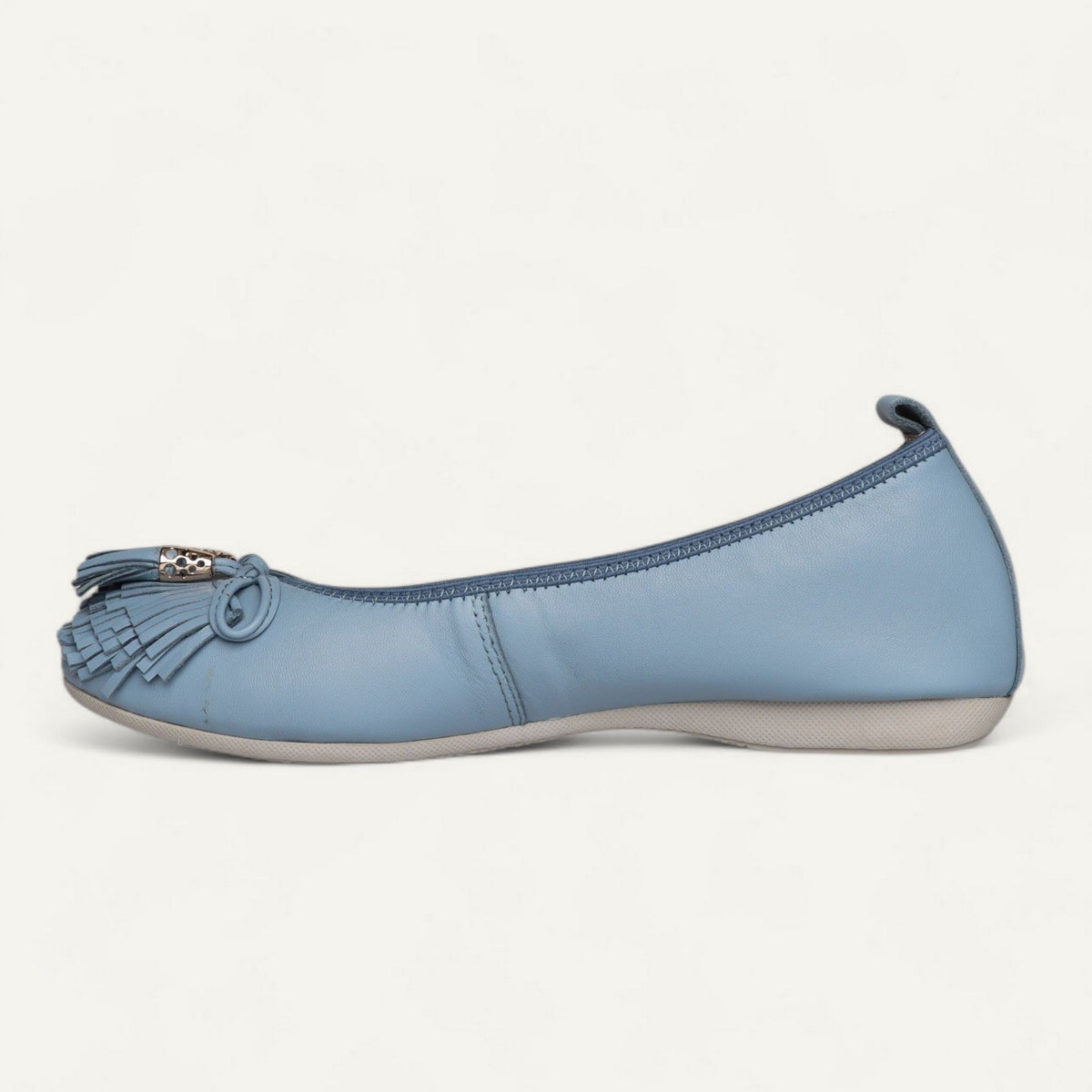 Ballerinas Blau, Nappaleder, EU 36 – Seitenansicht mit Schuhspitze links