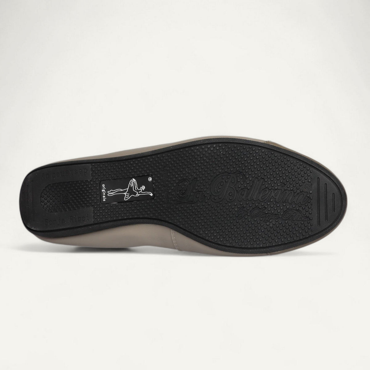 Ballerinas Taupe, Nappaleder / Lackleder, EU 39 – Unterseite mit Gummisohle