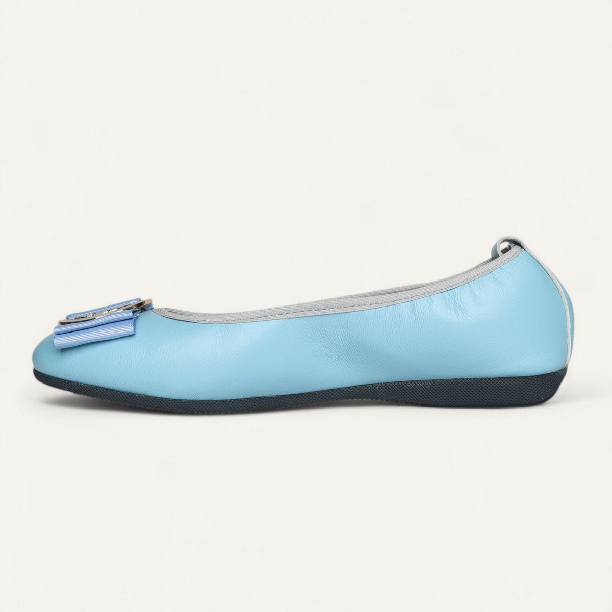 ballerines bleu clair, cuir nappa, EU 39,5 – vue de profil, bout vers la gauche