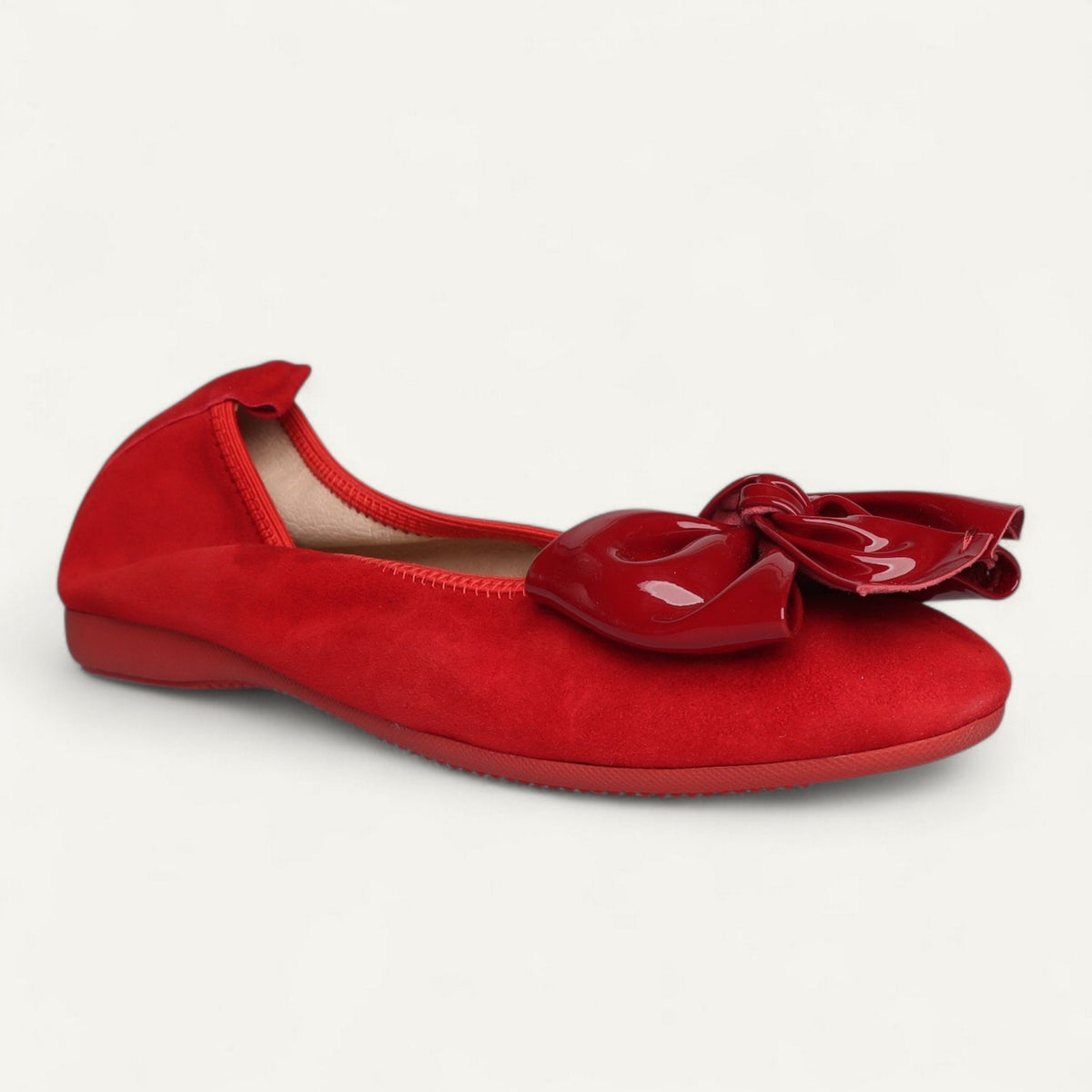Ballerinas Rot, Veloursleder / Lackleder, EU 37 – Schrägansicht von vorne