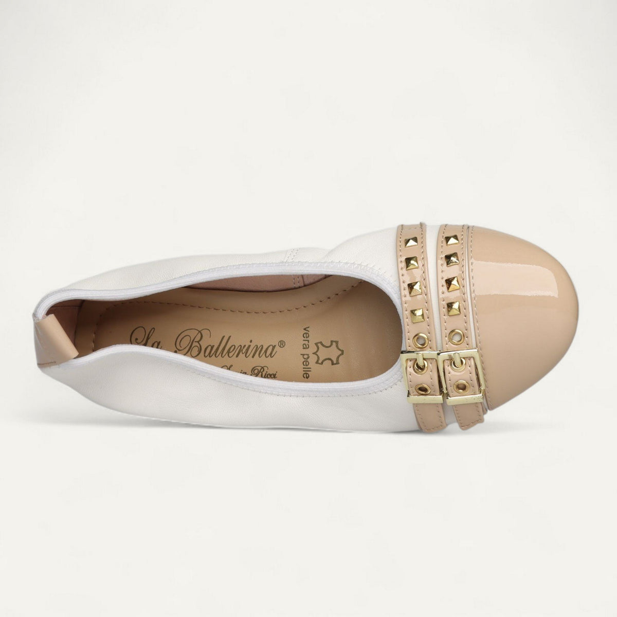 ballerines blanc / beige, cuir nappa / cuir verni, EU 36 – vue de dessus du détail décoratif et de la semelle intérieure en cuir