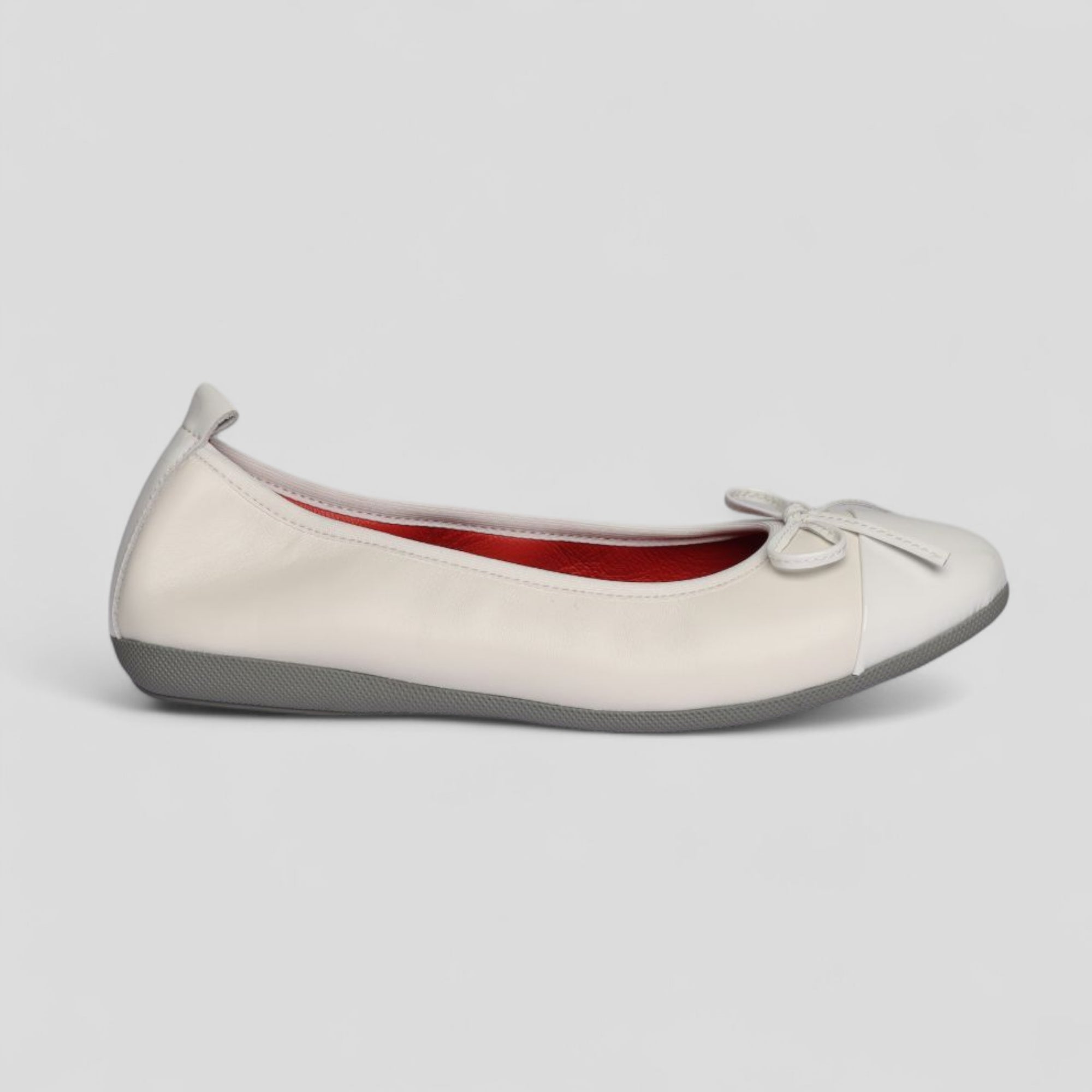 La Ballerina Teatro Creme – Beige Leder Ballerinas mit Lackspitze 31-26S - La Ballerina