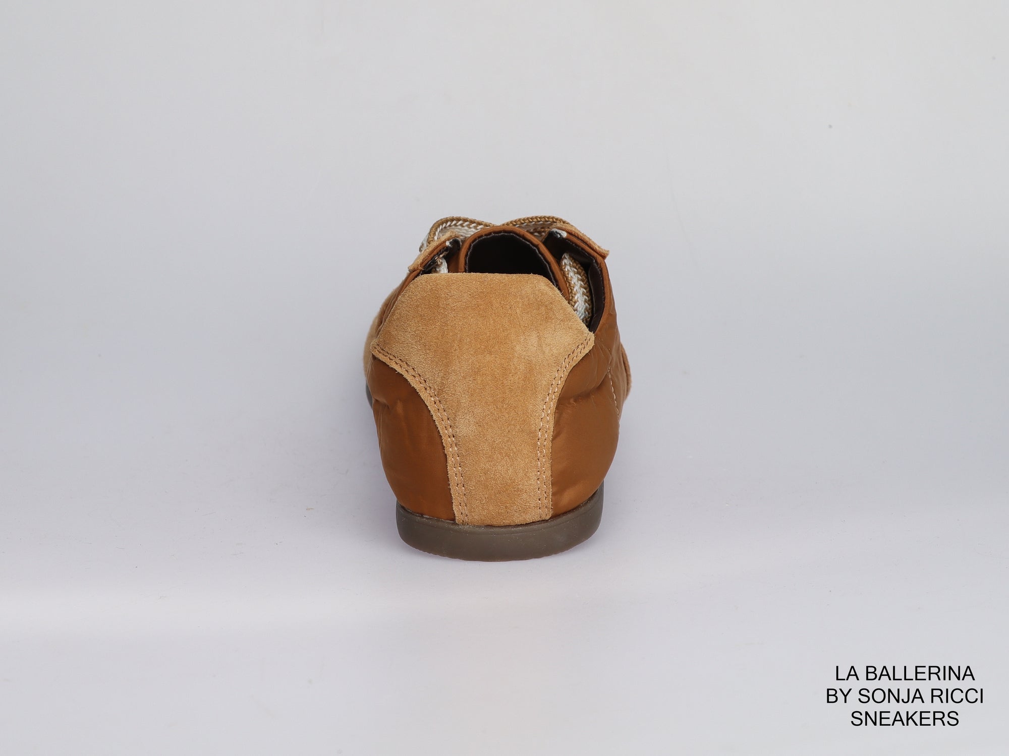 Damen Sneaker aus Veloursleder und Textil in Camel | LA BALLERINA | Art. W52388