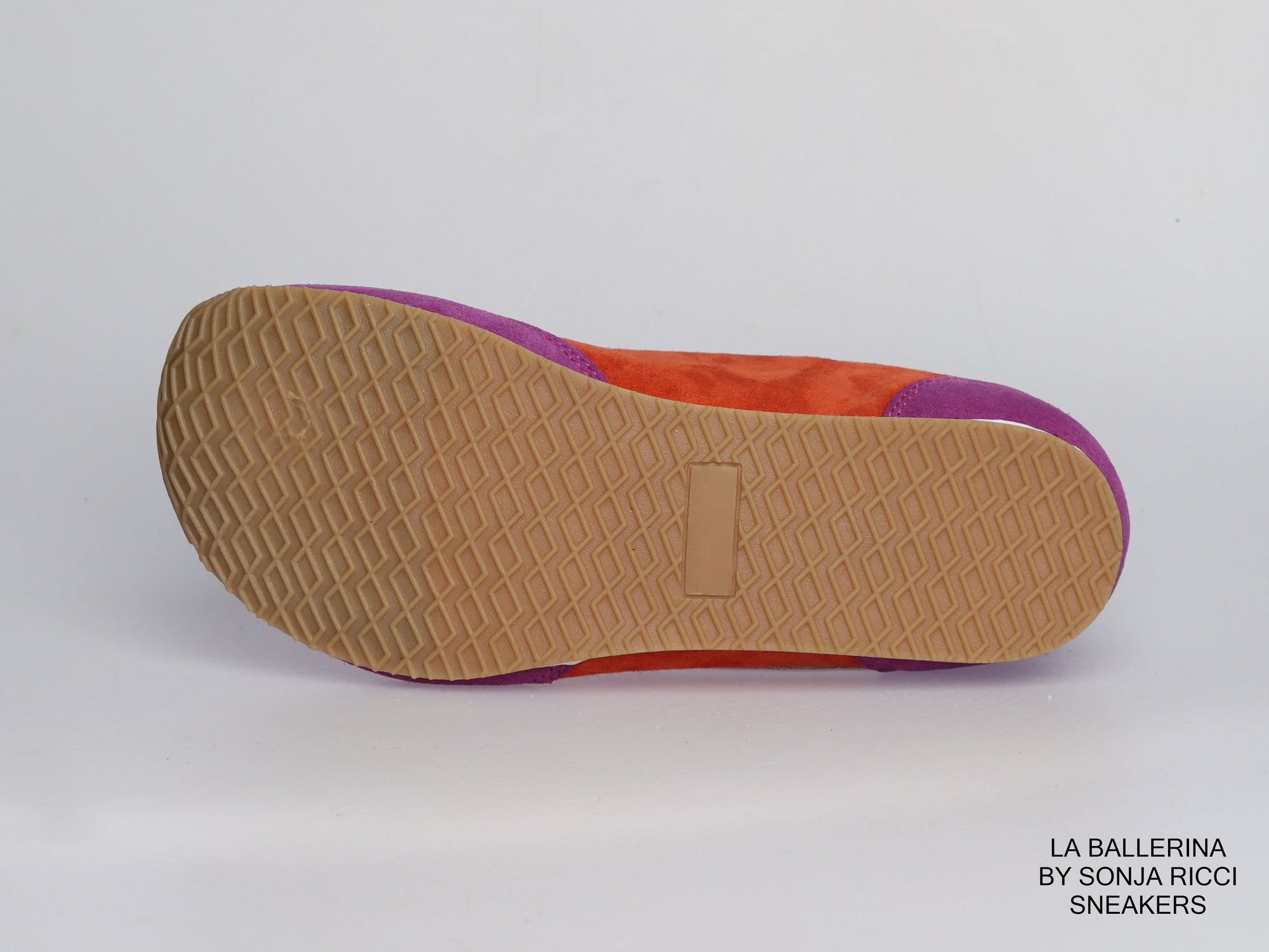 022W CAMBIO