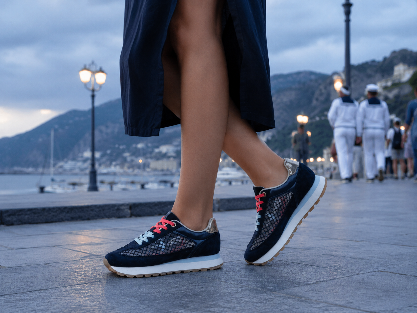 Damen Sneaker aus Veloursleder mit Mesh in Navy | LA BALLERINA | Art. W52393